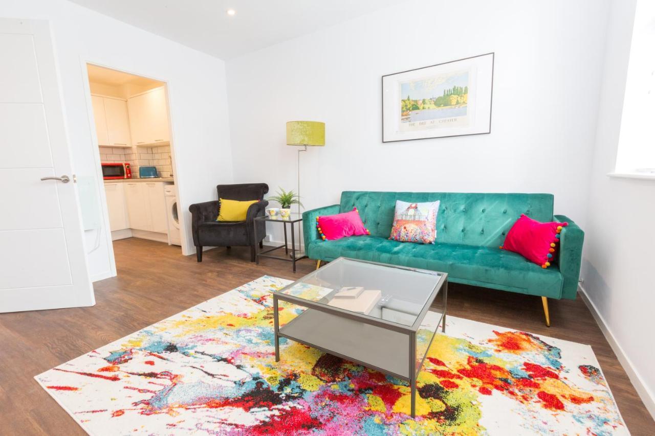 Chester Stays - Lovely Apartment In The Heart Of Chester With Free Parking エクステリア 写真
